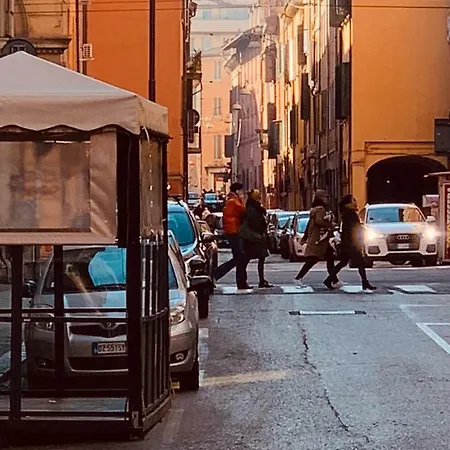 Whouse Studio Borgo San Pietro * בולוניה